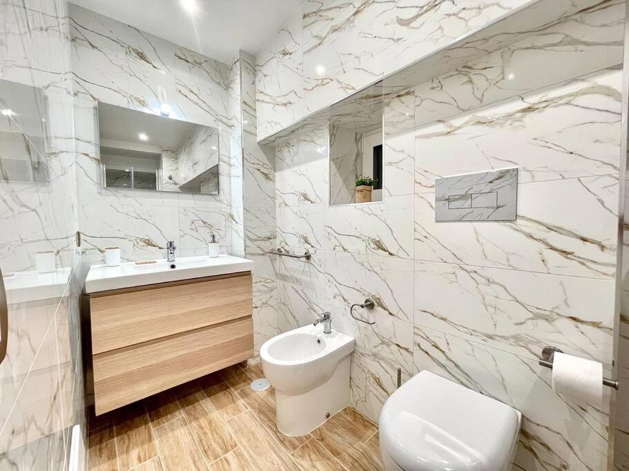 Isabel Suite Наполи Екстериор снимка