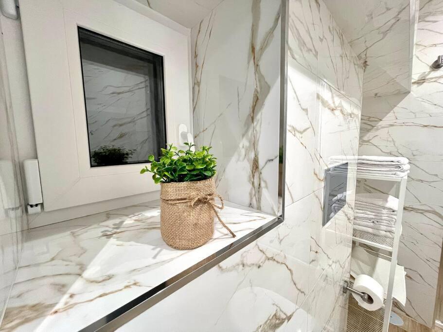 Isabel Suite Наполи Екстериор снимка