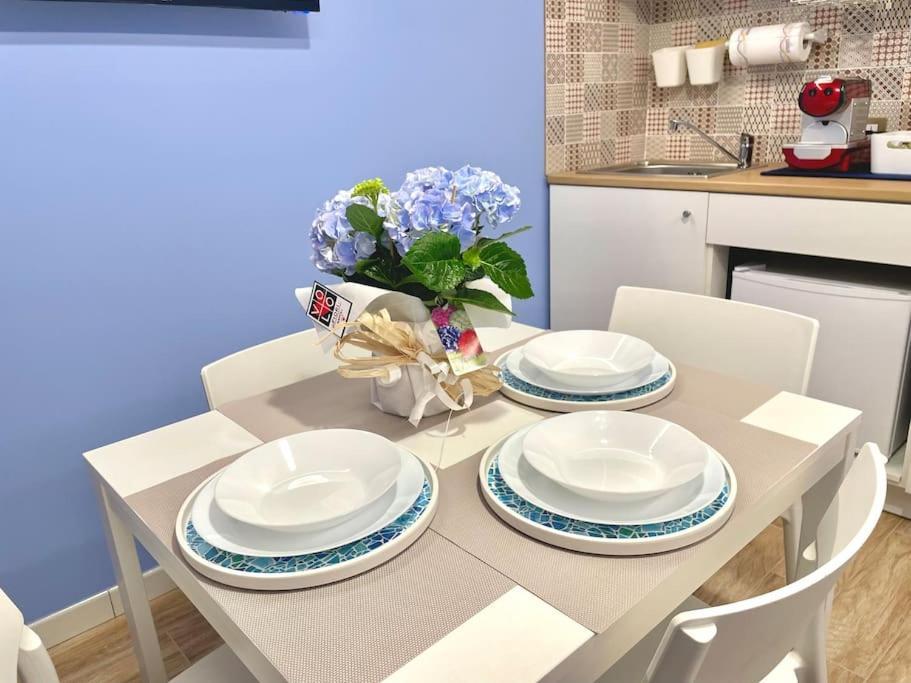 Isabel Suite Наполи Екстериор снимка