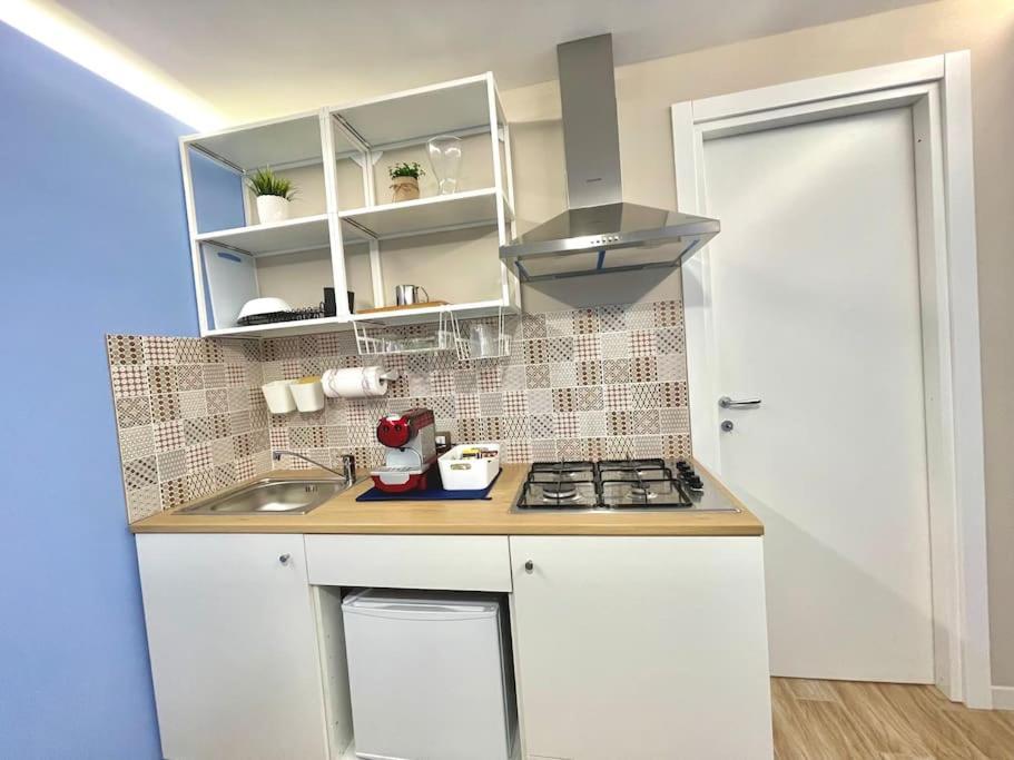 Isabel Suite Наполи Екстериор снимка