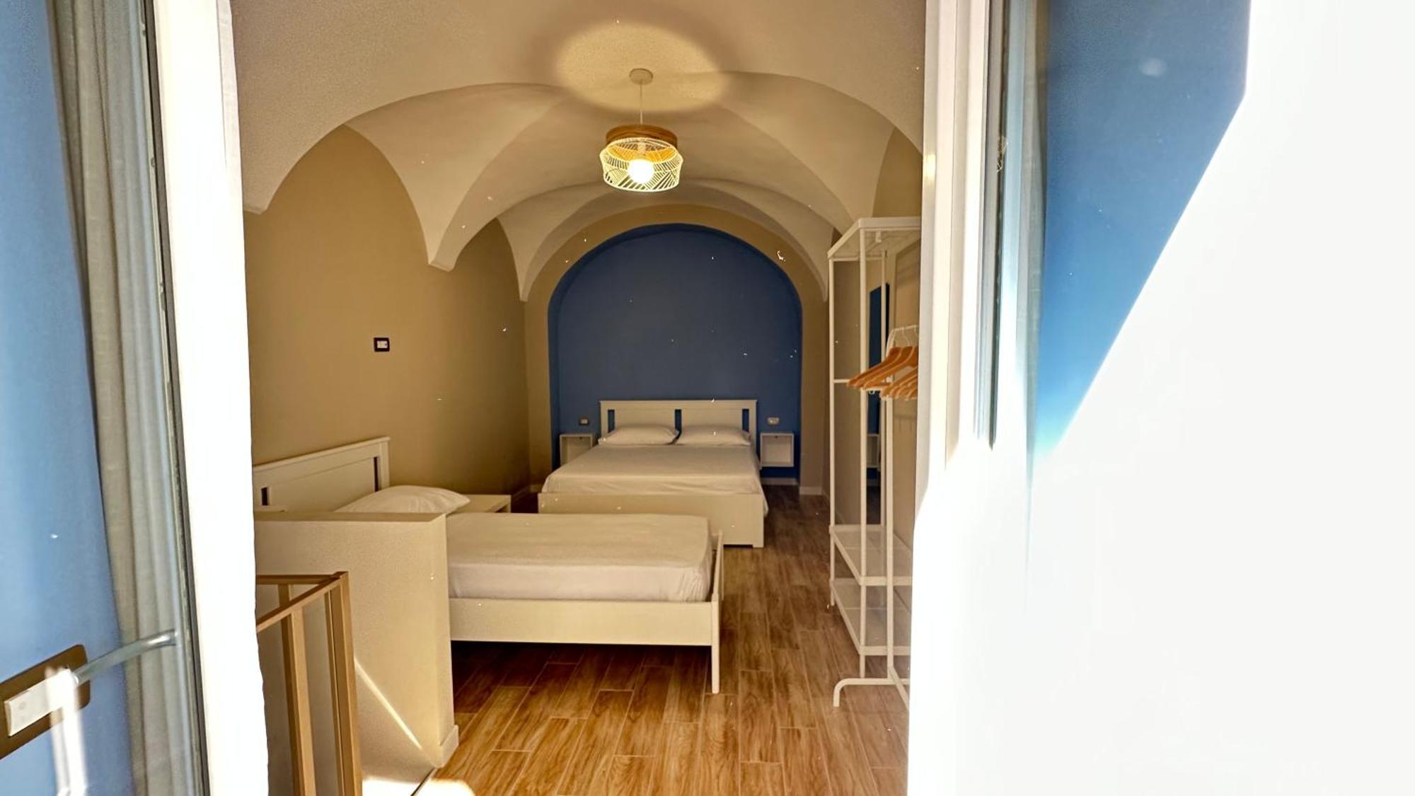 Isabel Suite Наполи Екстериор снимка
