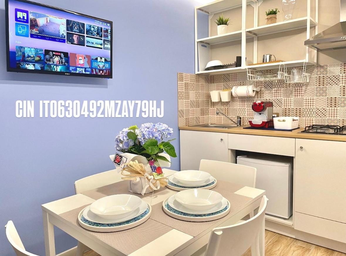 Isabel Suite Наполи Екстериор снимка